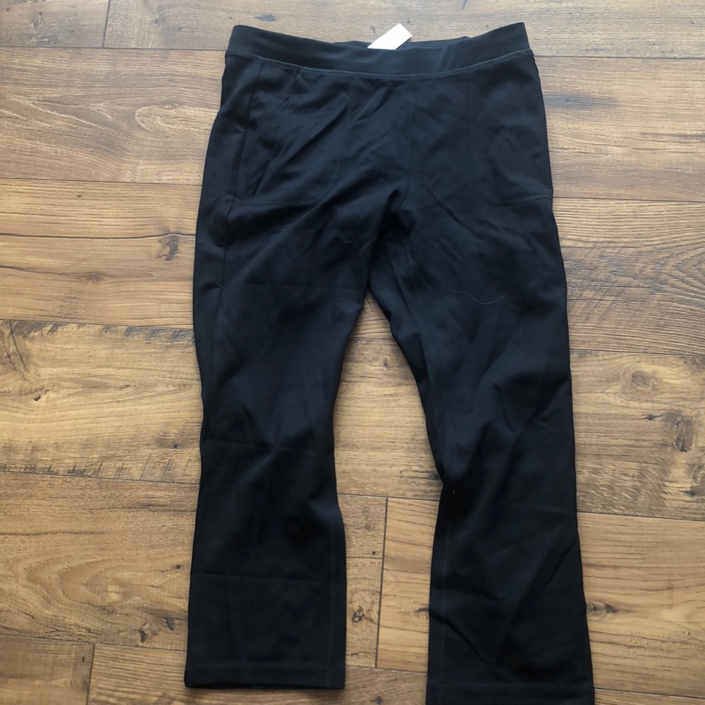 NWT Fabletics sweats.